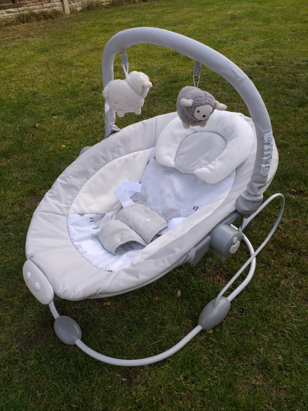 cuggl baby bouncer
